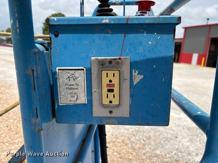 image for item EO4293 1998 Genie Z-45/22 boom lift
