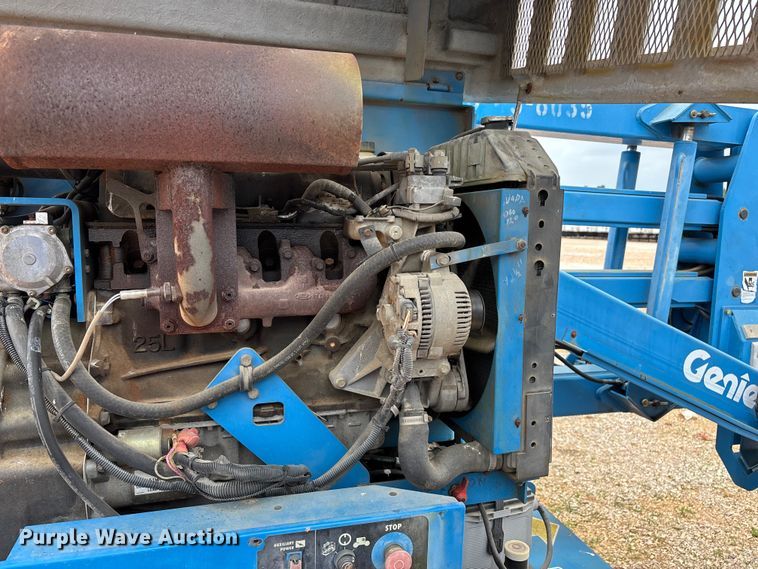 image for item EO4293 1998 Genie Z-45/22 boom lift