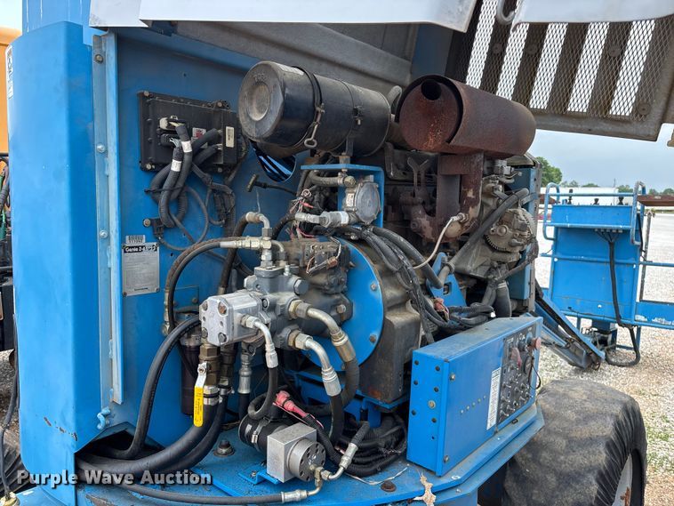 image for item EO4293 1998 Genie Z-45/22 boom lift