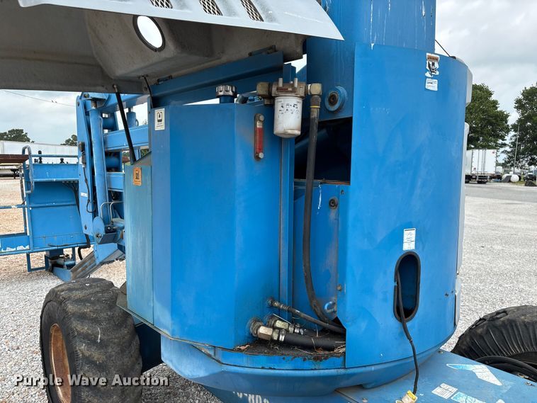 image for item EO4293 1998 Genie Z-45/22 boom lift