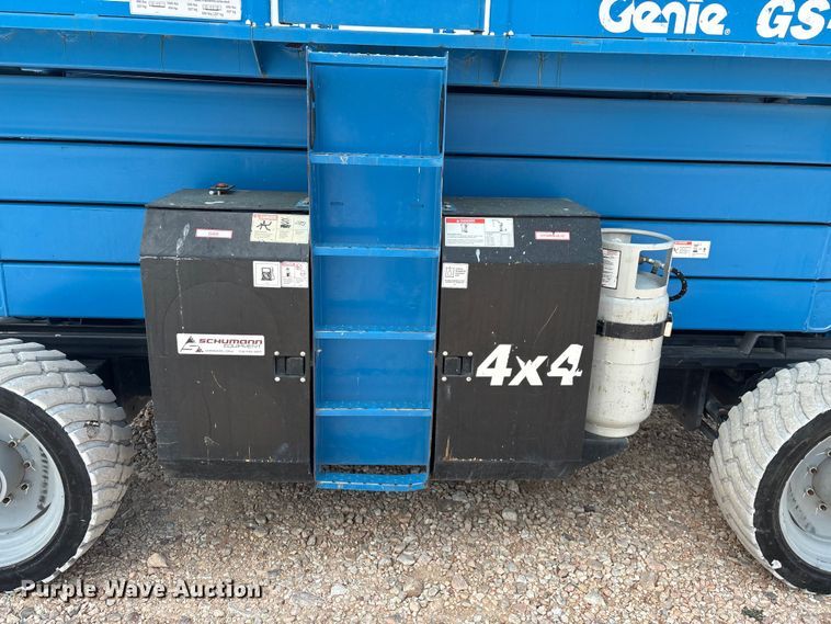 image for item EO4294 2016 Genie GS4390 scissor lift