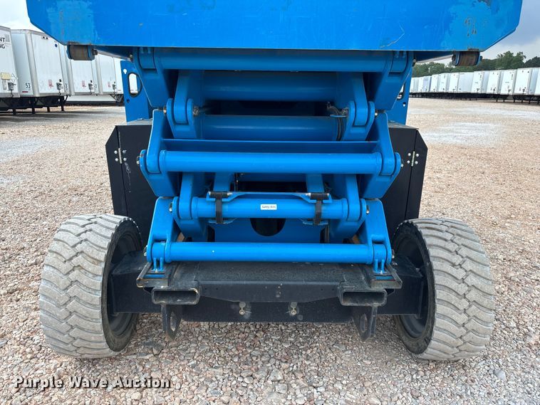 image for item EO4294 2016 Genie GS4390 scissor lift