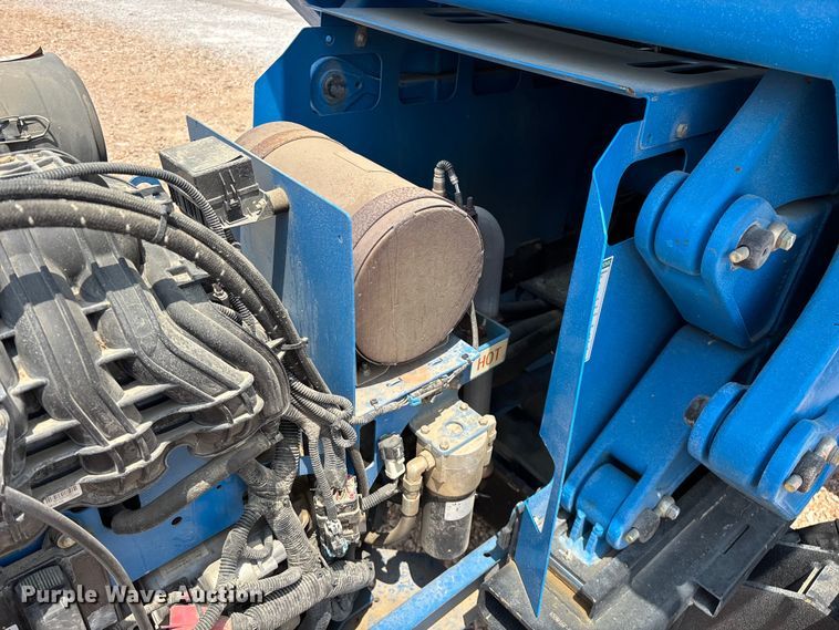 image for item EO4294 2016 Genie GS4390 scissor lift