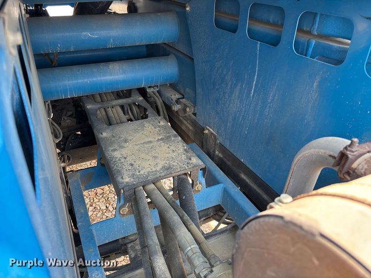 image for item EO4294 2016 Genie GS4390 scissor lift
