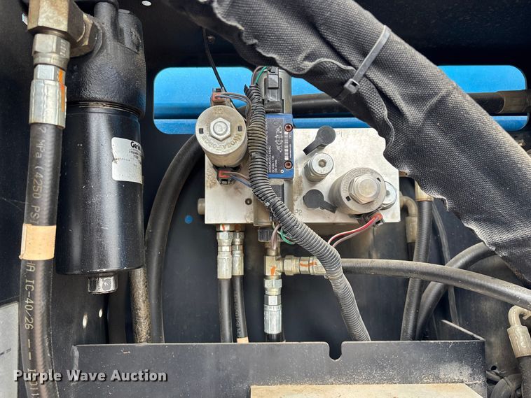 image for item EO4294 2016 Genie GS4390 scissor lift