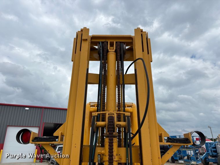 image for item EO4297 Champ 530-70 forklift