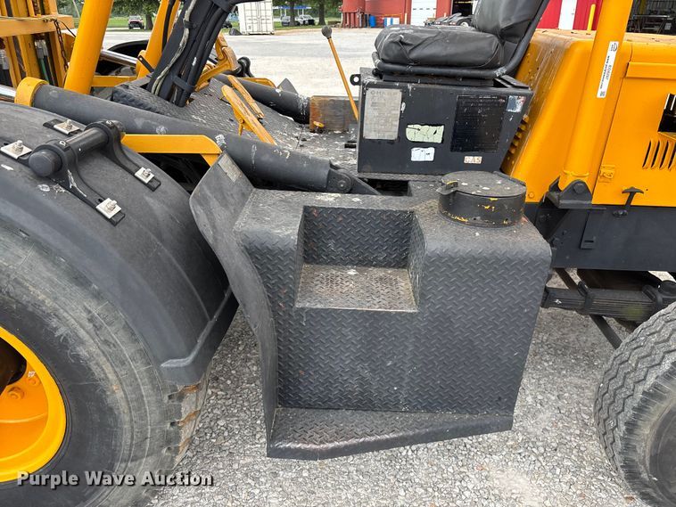 image for item EO4297 Champ 530-70 forklift