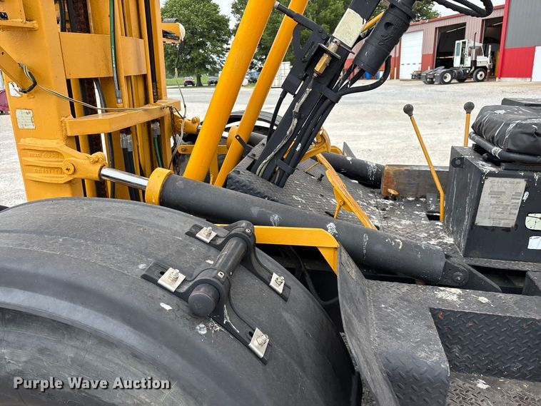 image for item EO4297 Champ 530-70 forklift