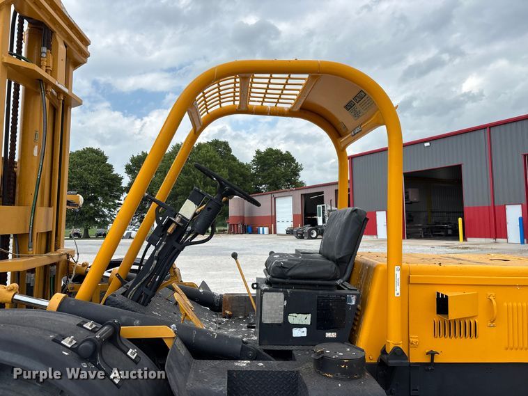 image for item EO4297 Champ 530-70 forklift