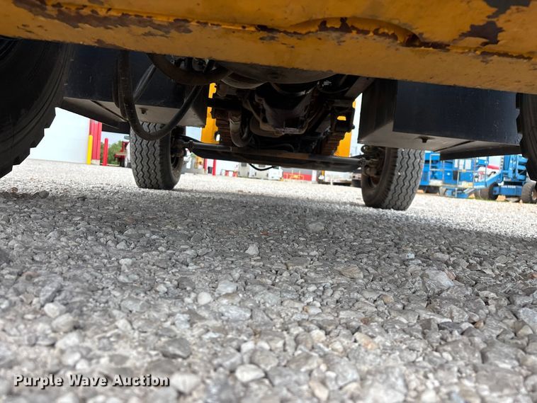 image for item EO4297 Champ 530-70 forklift
