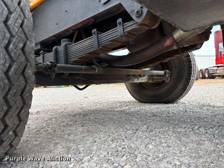 image for item EO4297 Champ 530-70 forklift