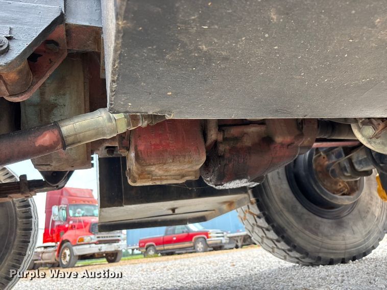 image for item EO4297 Champ 530-70 forklift