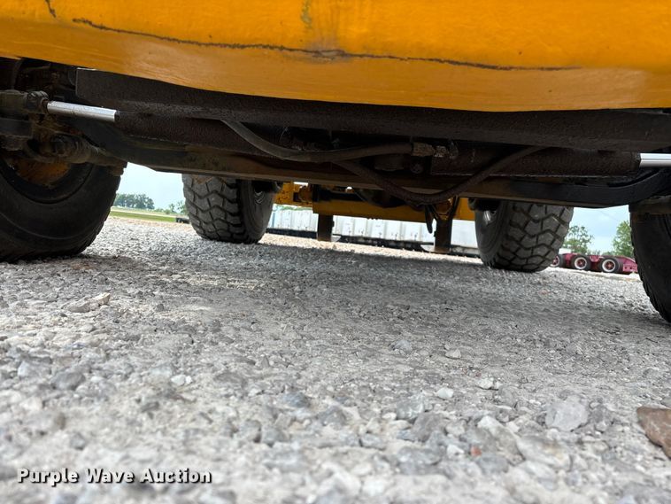 image for item EO4297 Champ 530-70 forklift