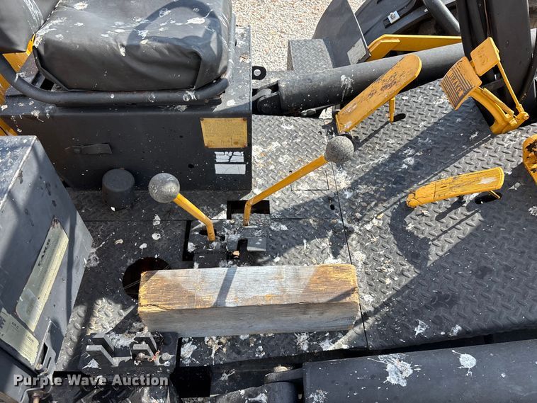 image for item EO4297 Champ 530-70 forklift