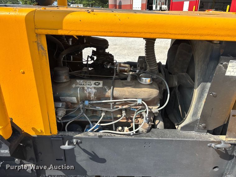 image for item EO4297 Champ 530-70 forklift