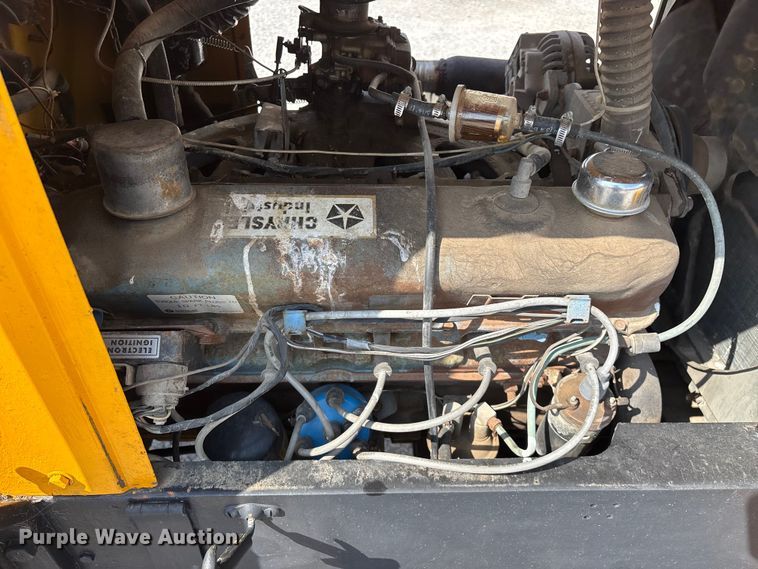 image for item EO4297 Champ 530-70 forklift