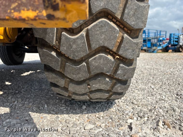 image for item EO4297 Champ 530-70 forklift