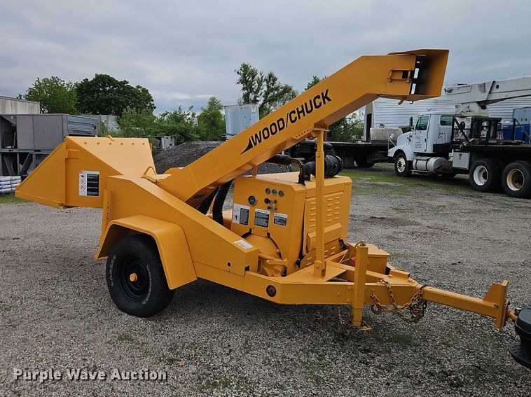image for item EO7288 1998 Wood/Chuck Chipper Corp. wood chipper