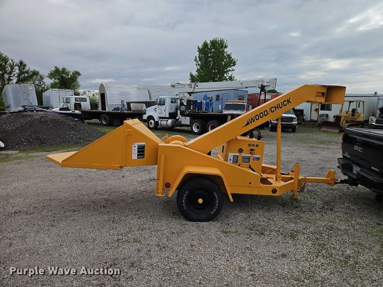 image for item EO7288 1998 Wood/Chuck Chipper Corp. wood chipper