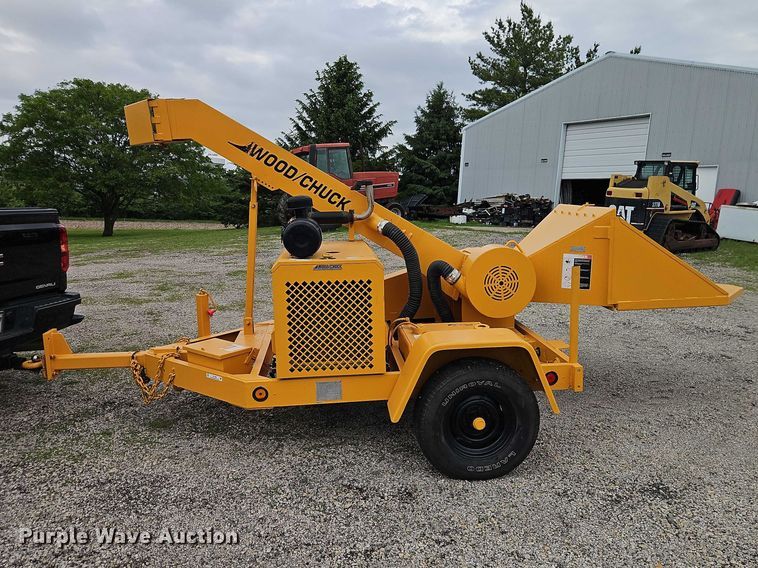 image for item EO7288 1998 Wood/Chuck Chipper Corp. wood chipper