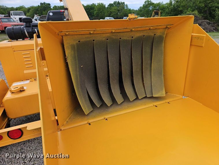 image for item EO7288 1998 Wood/Chuck Chipper Corp. wood chipper