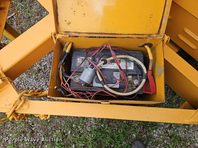 image for item EO7288 1998 Wood/Chuck Chipper Corp. wood chipper