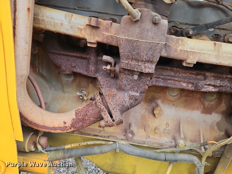 image for item EO7288 1998 Wood/Chuck Chipper Corp. wood chipper
