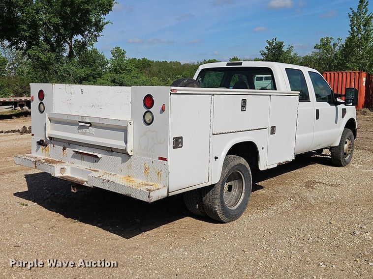 image for item EO7291 2008 Ford F350 Super Duty Crew Cab utility bed pickup truck