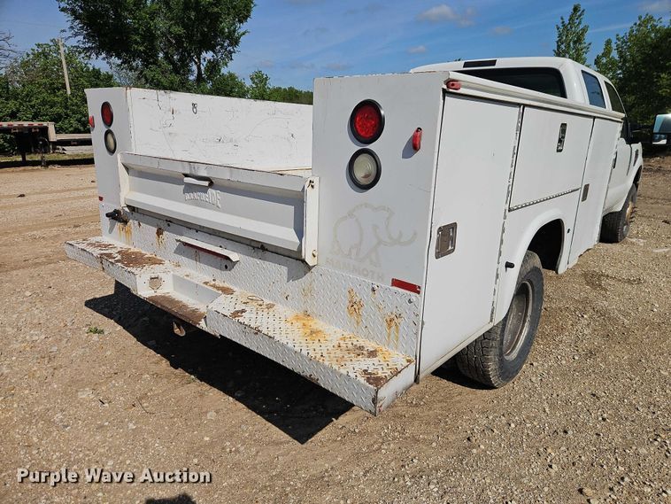 image for item EO7291 2008 Ford F350 Super Duty Crew Cab utility bed pickup truck