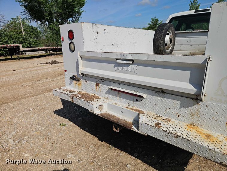image for item EO7291 2008 Ford F350 Super Duty Crew Cab utility bed pickup truck