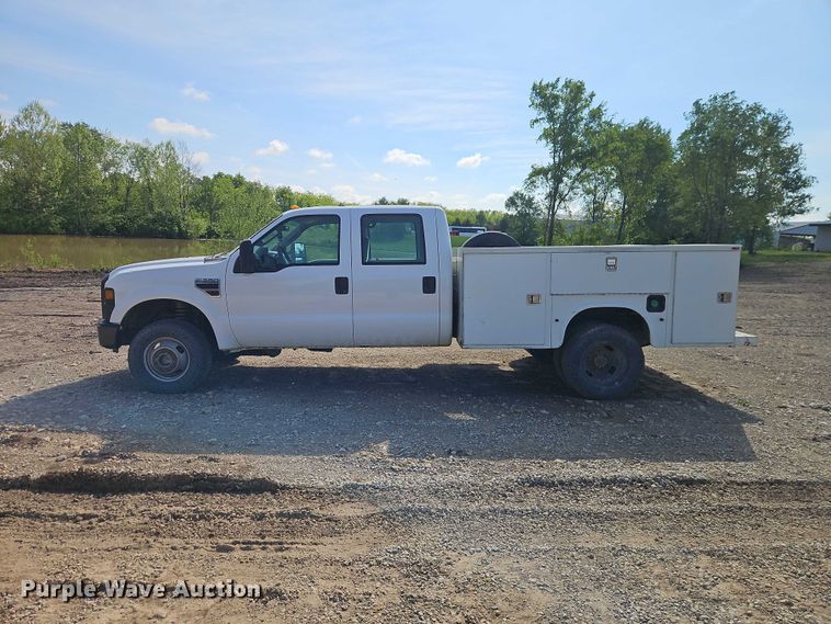 image for item EO7291 2008 Ford F350 Super Duty Crew Cab utility bed pickup truck