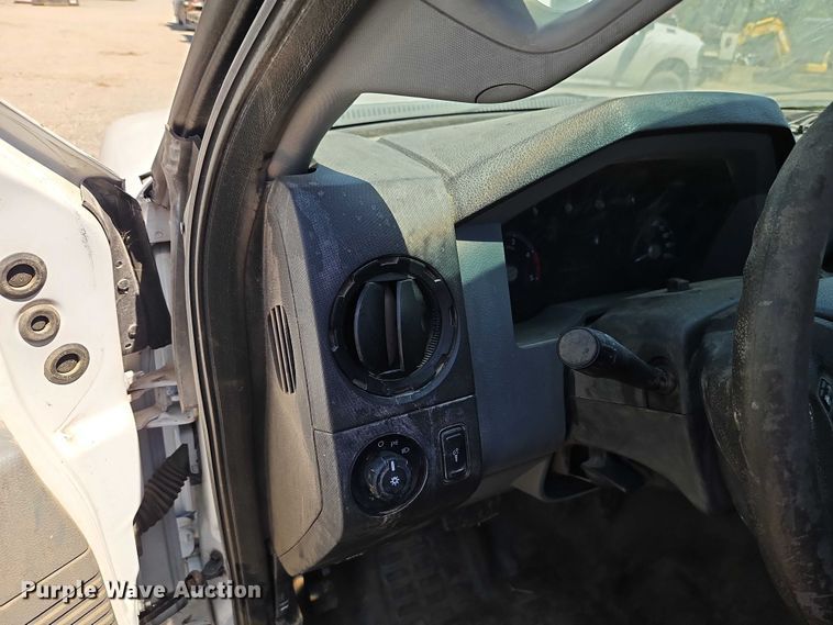 image for item EO7310 2011 Ford F350 Super Duty Ext. Cab utility bed pickup truck