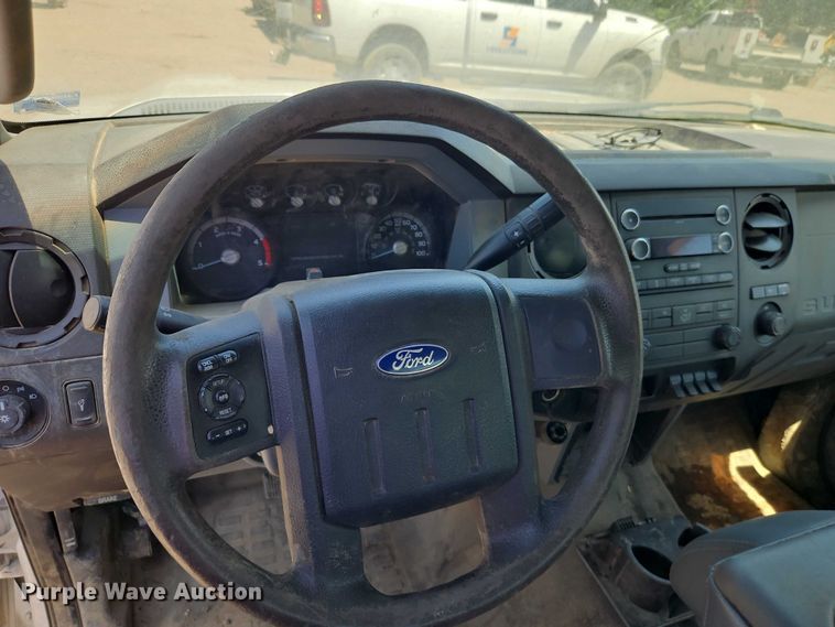 image for item EO7310 2011 Ford F350 Super Duty Ext. Cab utility bed pickup truck