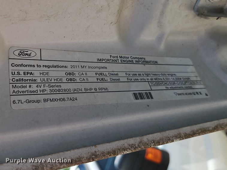 image for item EO7310 2011 Ford F350 Super Duty Ext. Cab utility bed pickup truck