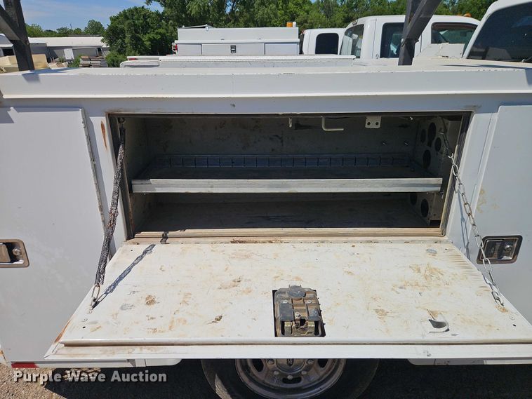 image for item EO7311 2014 Ford F350 Super Duty Ext. Cab utility bed pickup truck