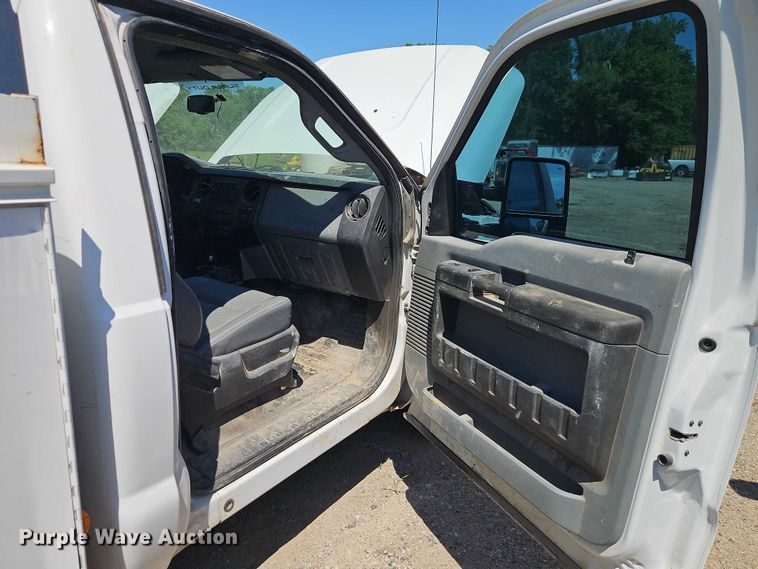 image for item EO7311 2014 Ford F350 Super Duty Ext. Cab utility bed pickup truck