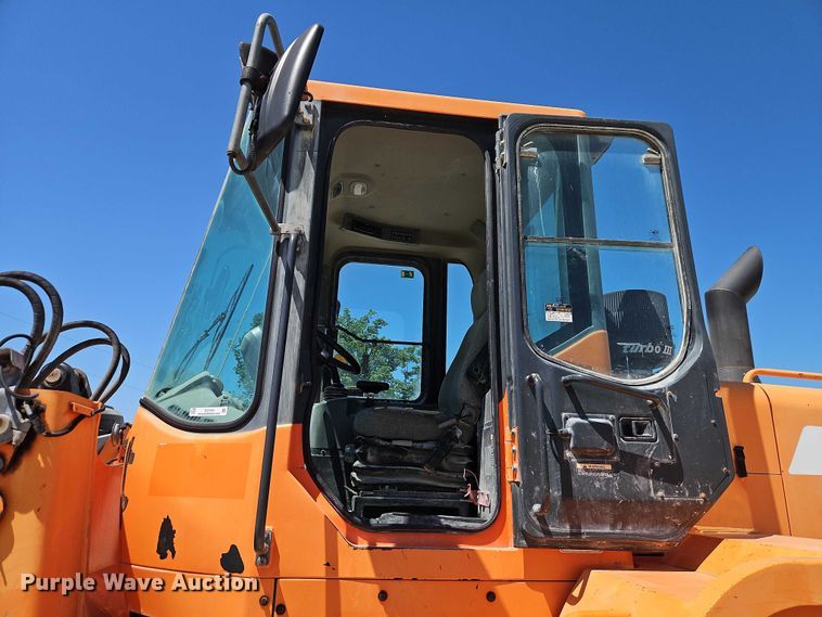 image for item EO7334 Doosan DL250TC wheel loader
