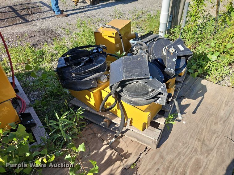 image for item EO7338 Paver attachments