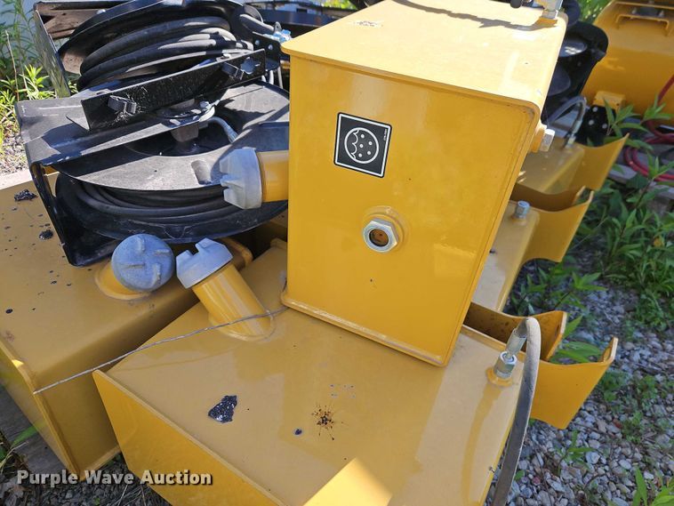 image for item EO7338 Paver attachments