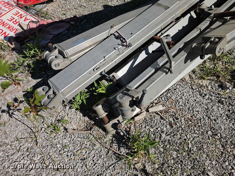 image for item EO7342 Smooth Trac paving beams