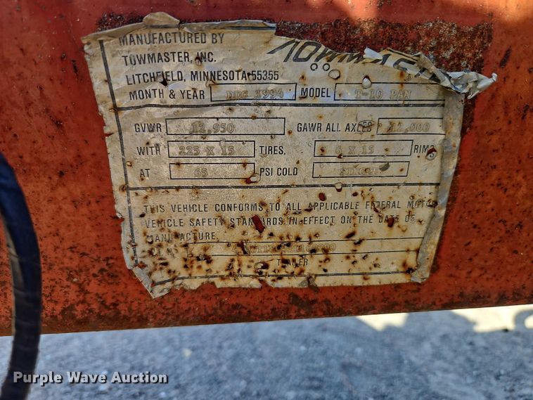 image for item EO7344 1995 Tow Master T-10 PAN equipment trailer