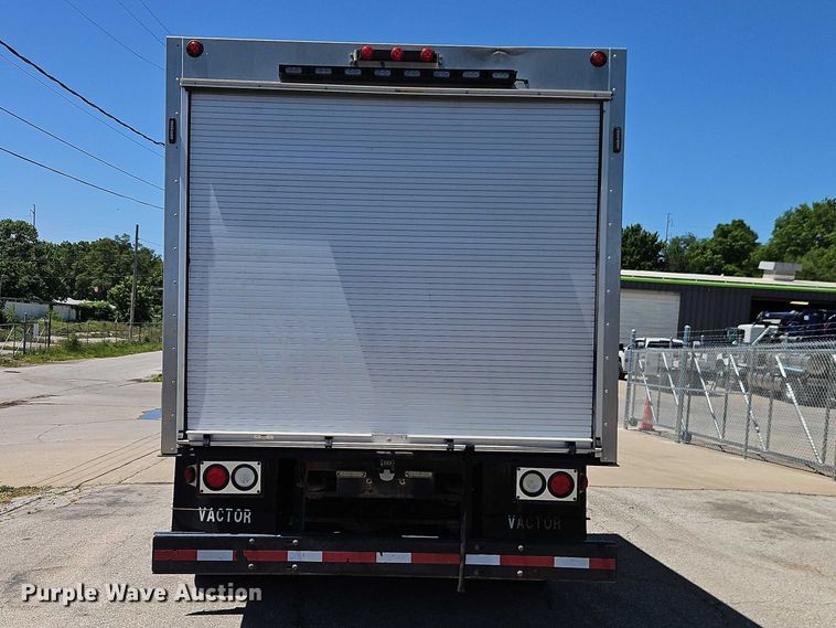 image for item EO7349 2016 International WorkStar 7400 sewer jetter truck