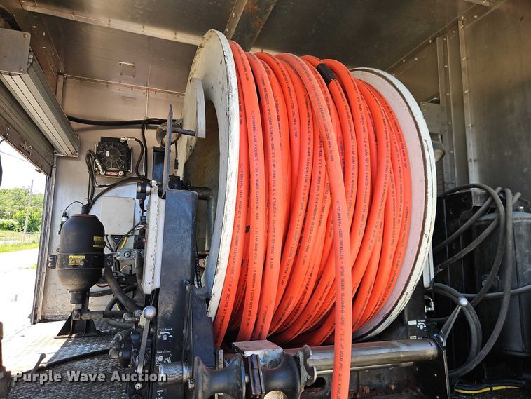 image for item EO7349 2016 International WorkStar 7400 sewer jetter truck