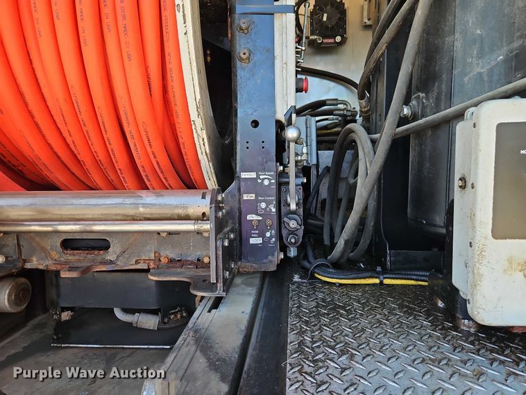 image for item EO7349 2016 International WorkStar 7400 sewer jetter truck