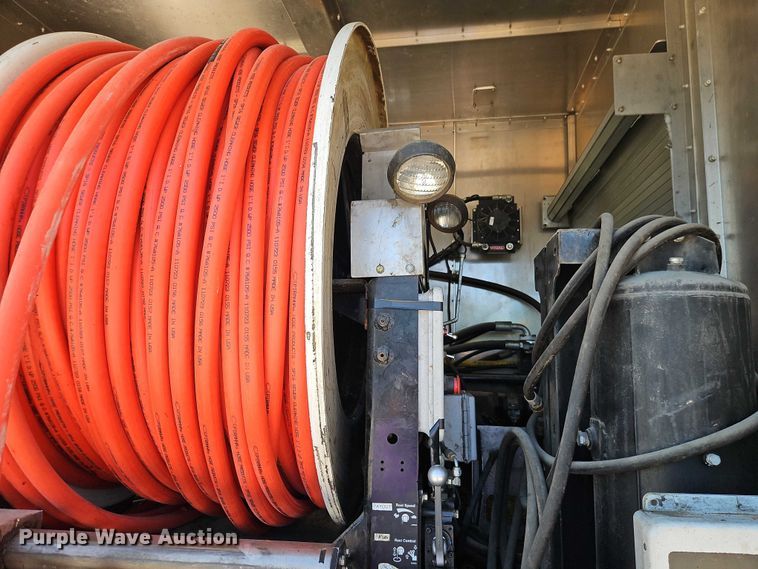 image for item EO7349 2016 International WorkStar 7400 sewer jetter truck