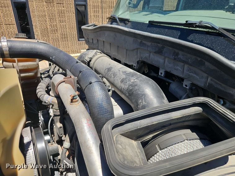 image for item EO7349 2016 International WorkStar 7400 sewer jetter truck