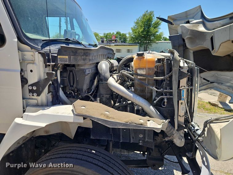 image for item EO7349 2016 International WorkStar 7400 sewer jetter truck
