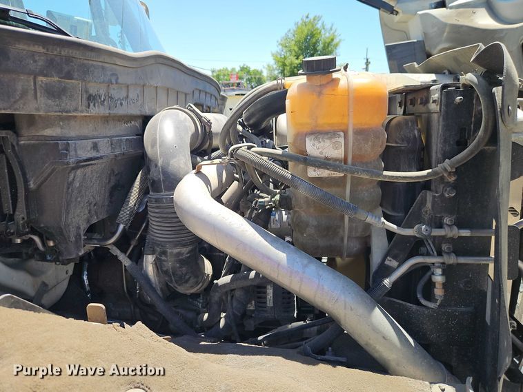 image for item EO7349 2016 International WorkStar 7400 sewer jetter truck