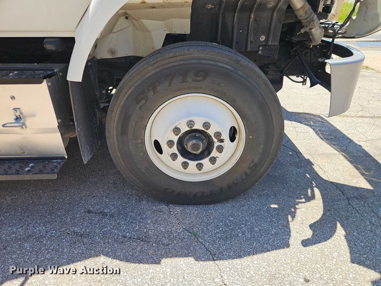 image for item EO7349 2016 International WorkStar 7400 sewer jetter truck