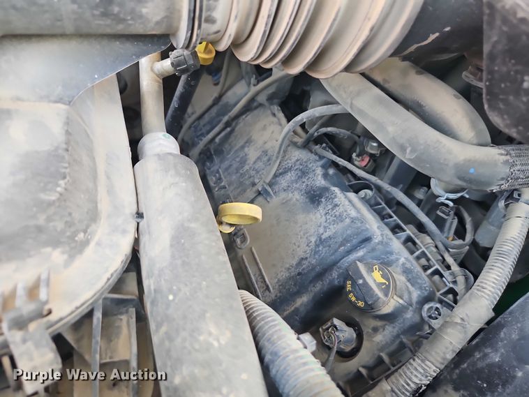 image for item EO7353 2018 Ford F350 Super Duty flatbed pickup truck